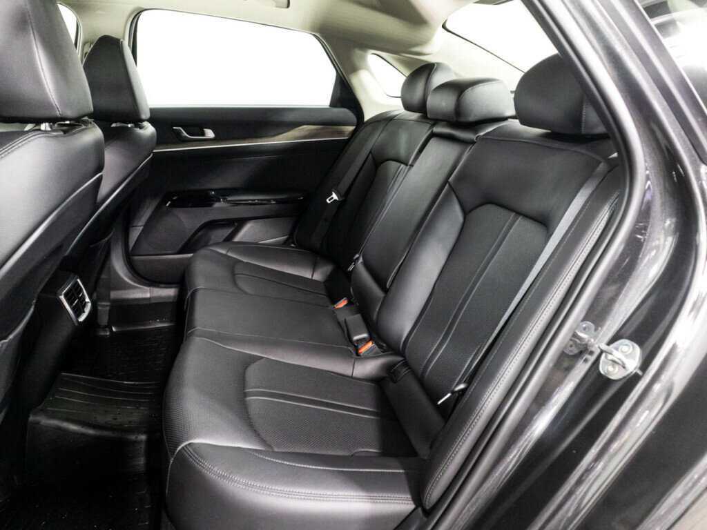 Kia K5 2020 года с пробегом. Фото: #9