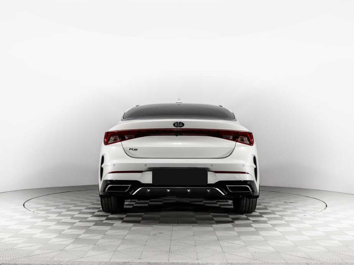 Kia K5 2021 года с пробегом. Фото: #5