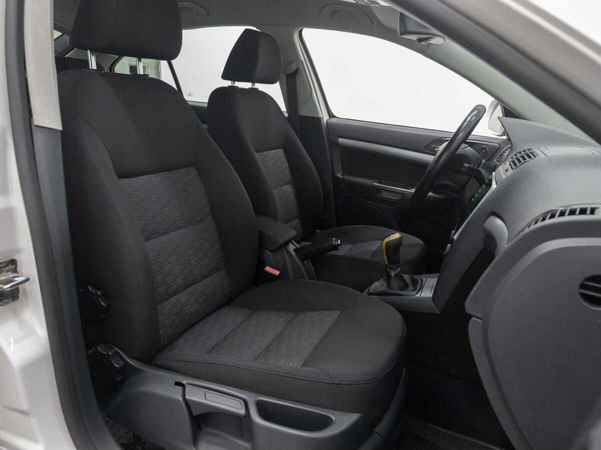 Skoda Octavia 2012 года с пробегом. Фото: #11