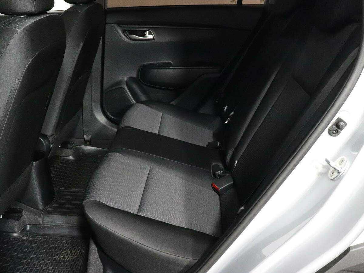 Kia Rio 2021 года с пробегом. Фото: #8