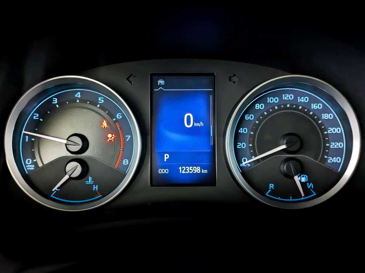 Toyota Corolla 2018 года с пробегом. Фото: #11