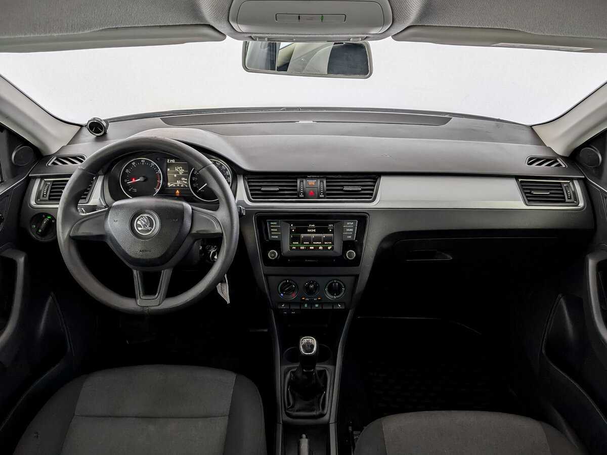 Skoda Rapid 2017 года с пробегом. Фото: #13