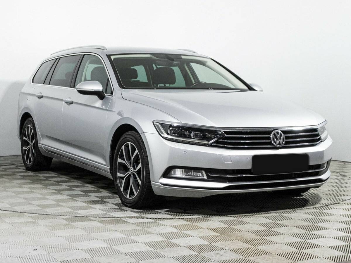 Volkswagen Passat 2017 года с пробегом. Фото: #2