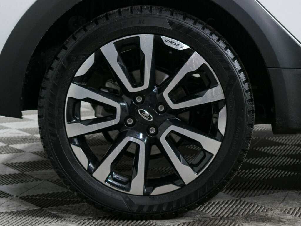 Lada (ВАЗ) Vesta 2023 года с пробегом. Фото: #14