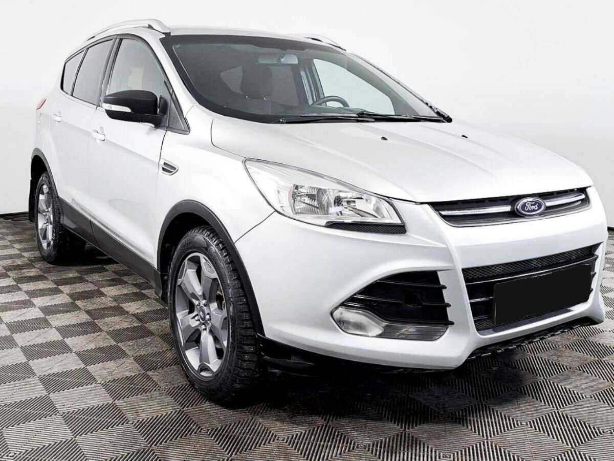 Ford Kuga 2014 года с пробегом. Фото: #2