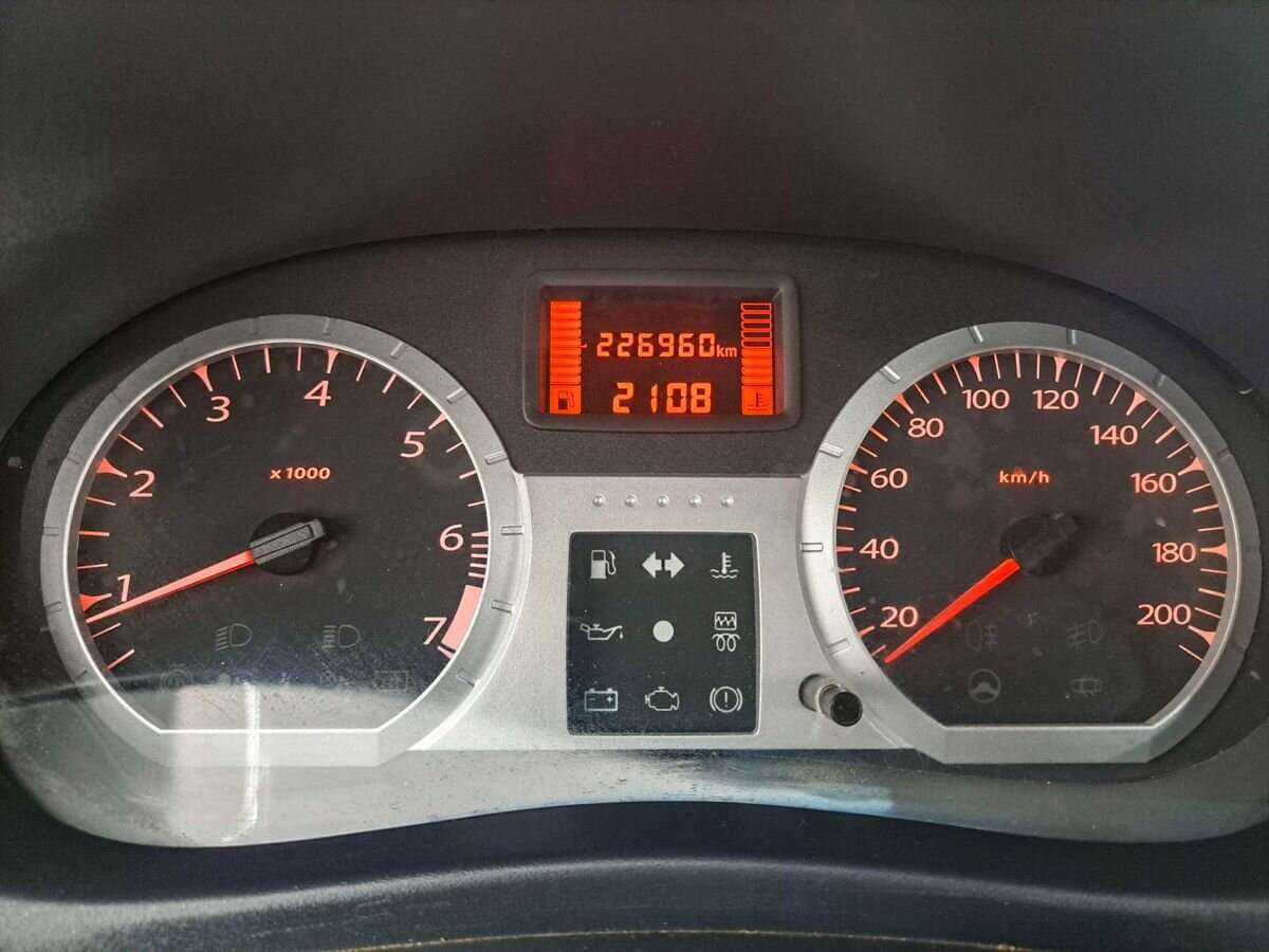 Lada (ВАЗ) Largus 2015 года с пробегом. Фото: #12