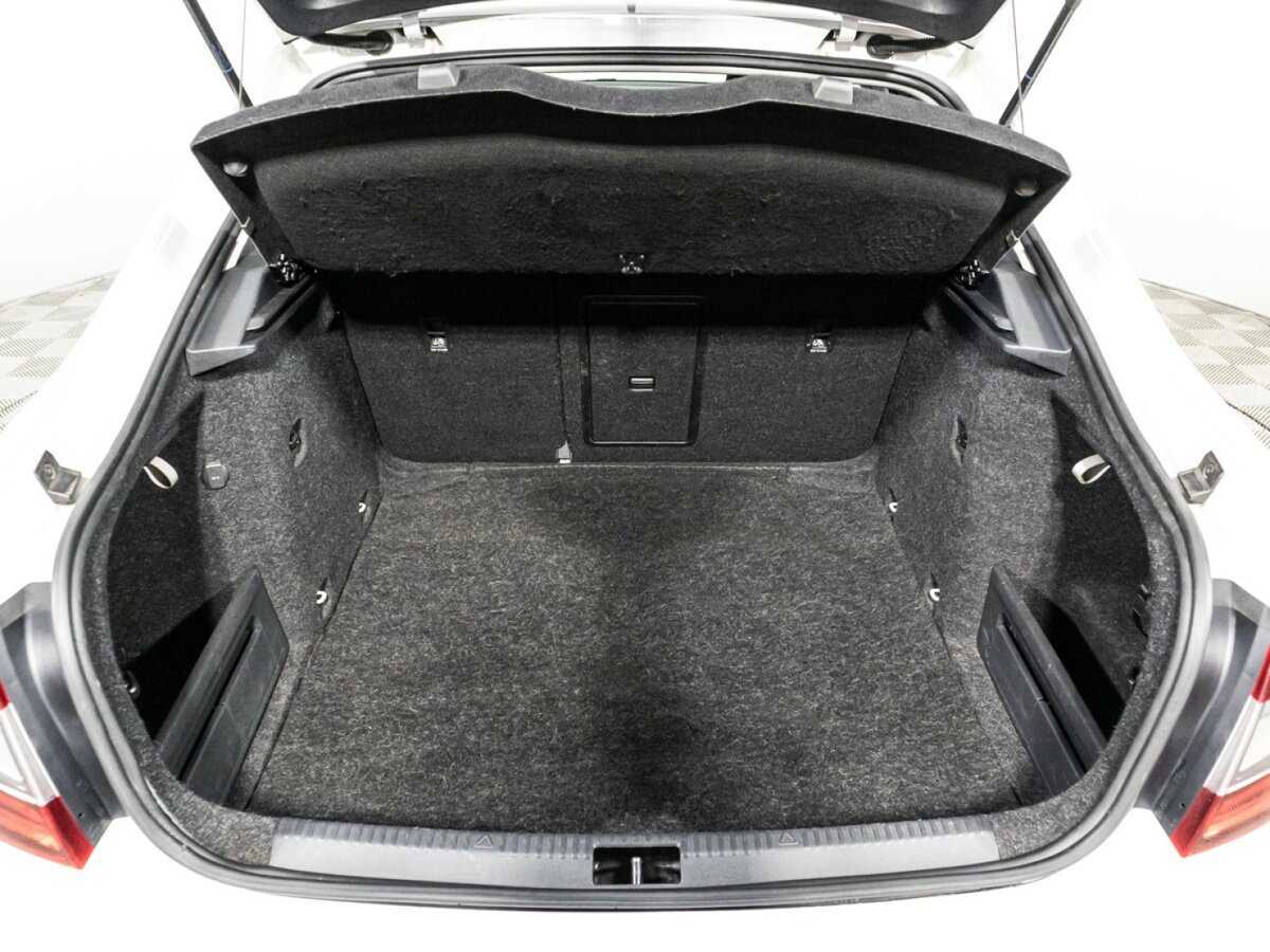 Skoda Octavia 2017 года с пробегом. Фото: #14