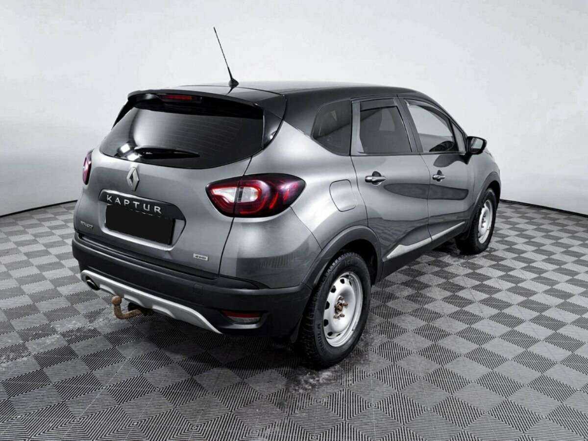 Renault Kaptur 2017 года с пробегом. Фото: #4