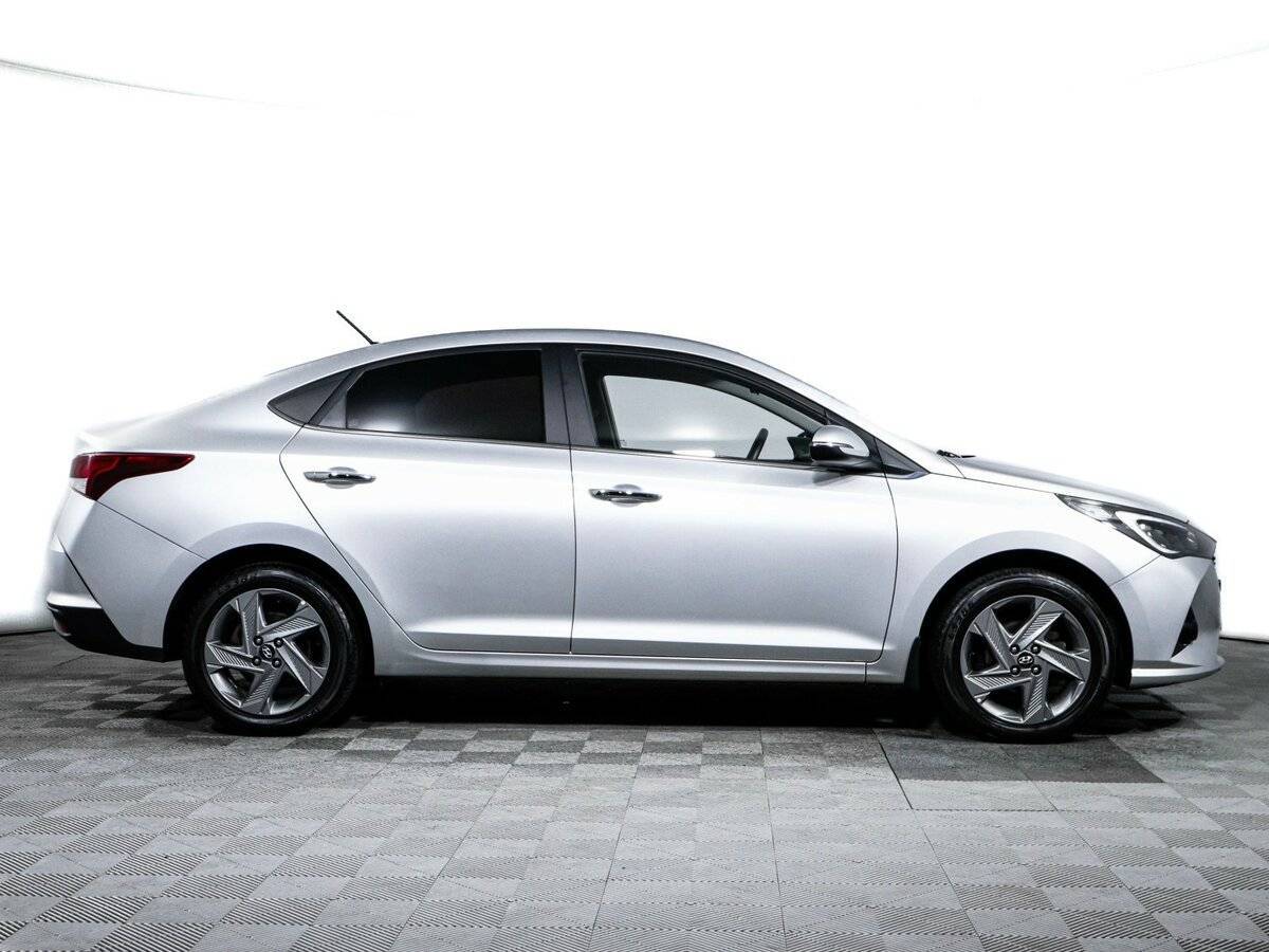 Hyundai Solaris 2020 года с пробегом. Фото: #3