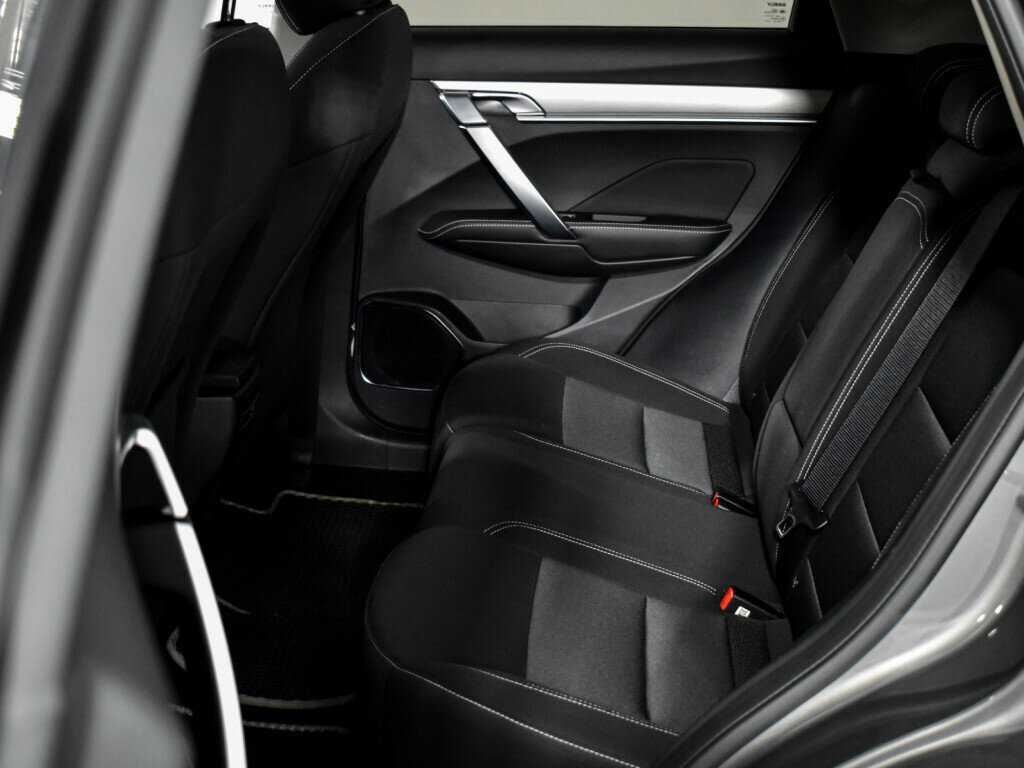 Geely Coolray 2022 года с пробегом. Фото: #12