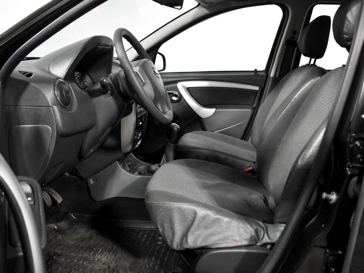 Nissan Terrano 2015 года с пробегом. Фото: #9