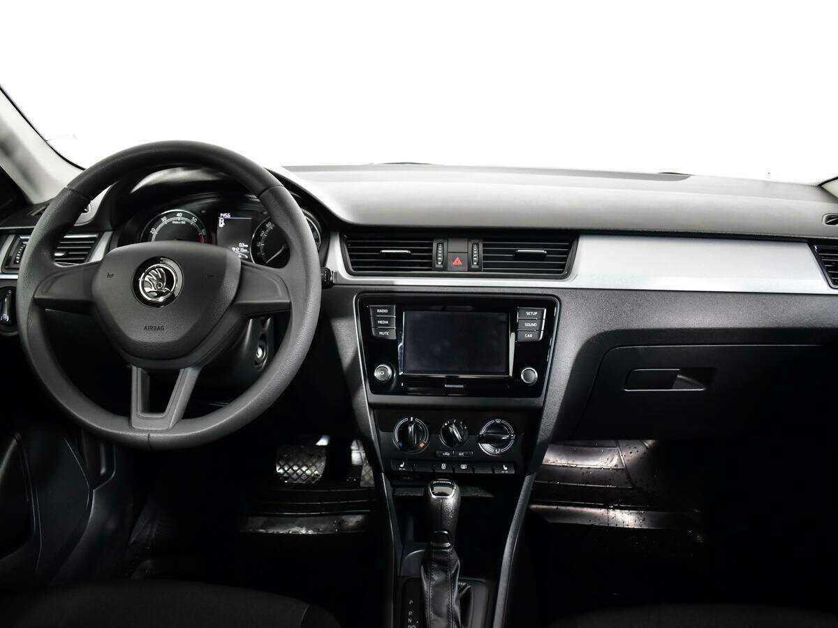 Skoda Rapid 2018 года с пробегом. Фото: #11