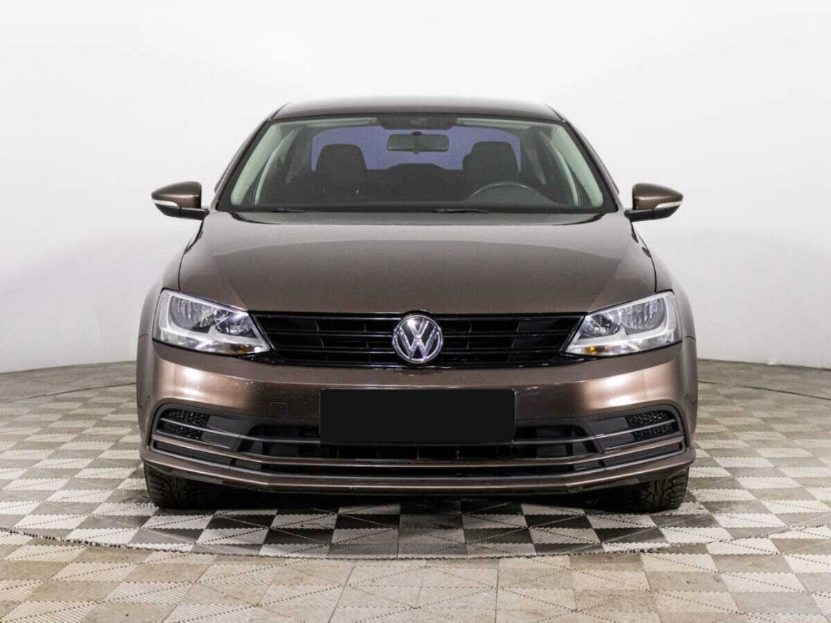 Volkswagen Jetta 2015 года с пробегом. Фото: #1