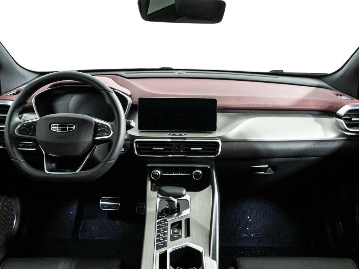 Geely Coolray 2023 года с пробегом. Фото: #11