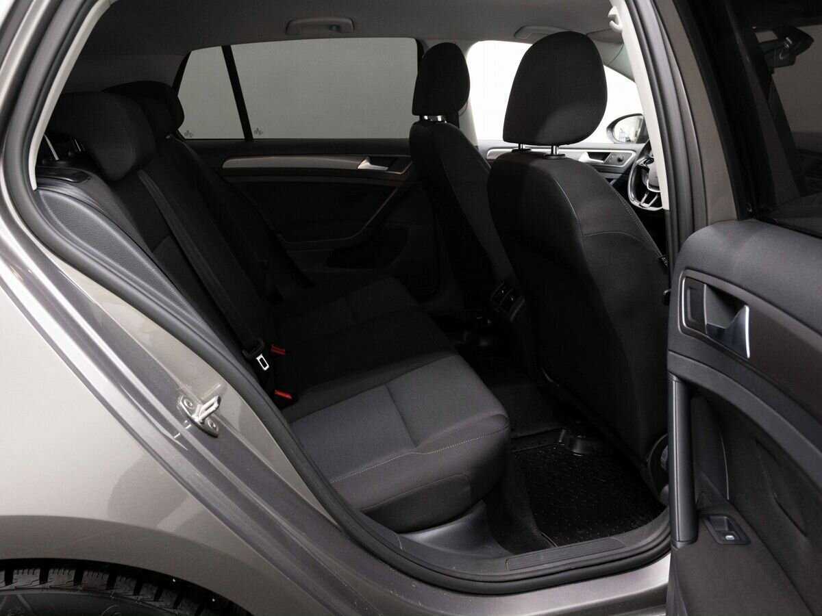 Volkswagen Golf 2013 года с пробегом. Фото: #11