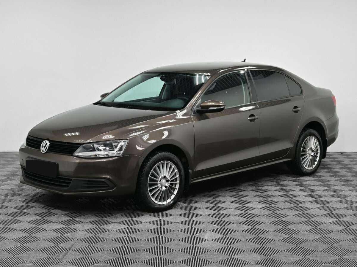 Volkswagen Jetta 2013 года с пробегом. Посмотреть фото