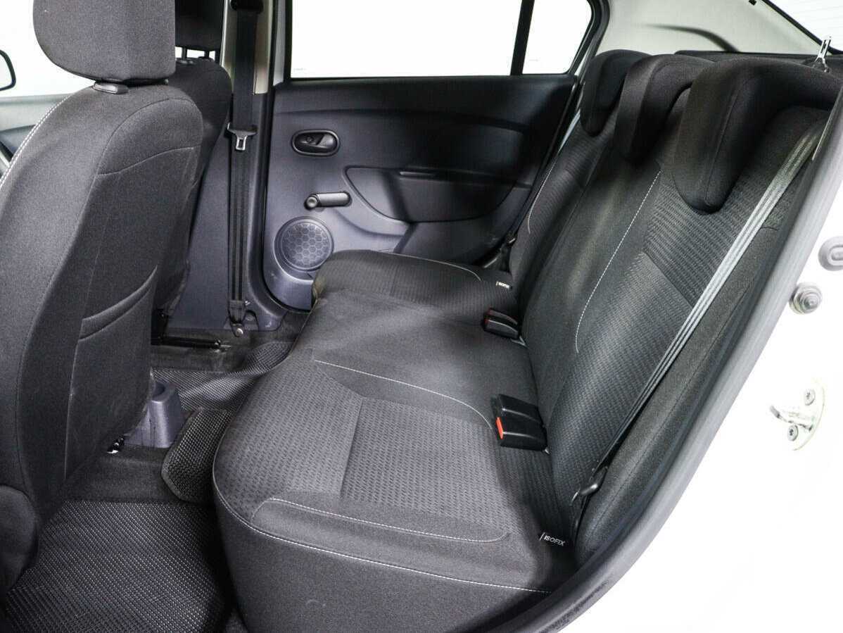 Renault Logan 2022 года с пробегом. Фото: #7