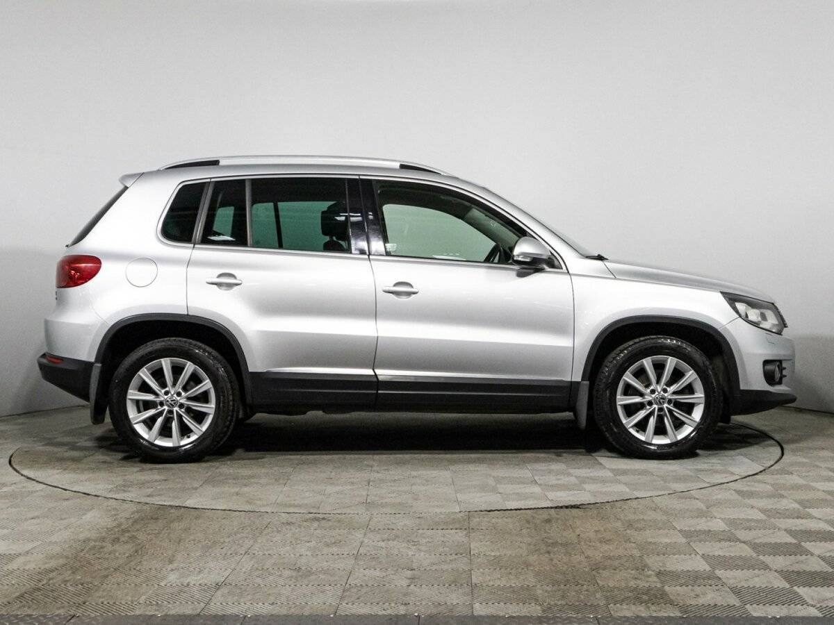 Volkswagen Tiguan 2012 года с пробегом. Фото: #3