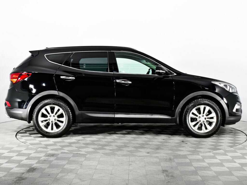 Hyundai Santa Fe 2017 года с пробегом. Фото: #3