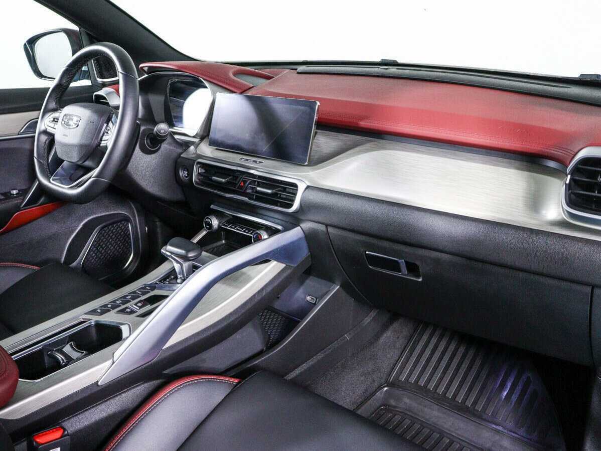 Geely Coolray 2023 года с пробегом. Фото: #6