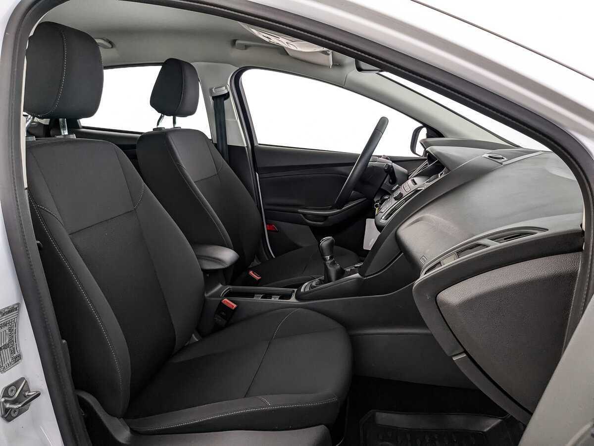 Ford Focus 2018 года с пробегом. Фото: #18