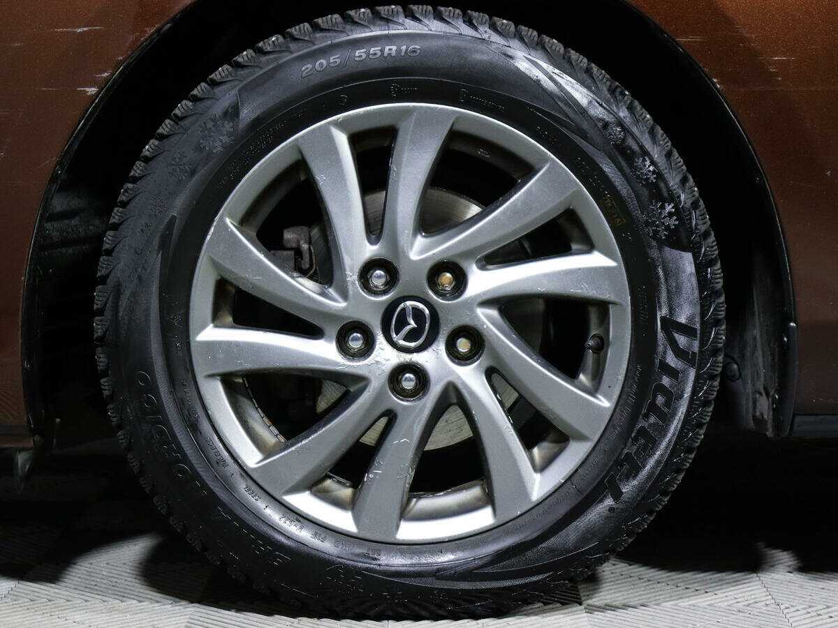 Mazda 3 2012 года с пробегом. Фото: #12