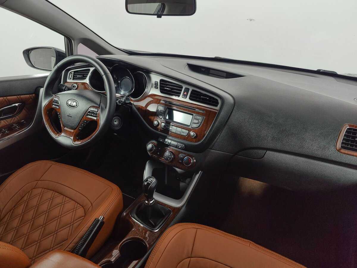 Kia Ceed 2014 года с пробегом. Фото: #9
