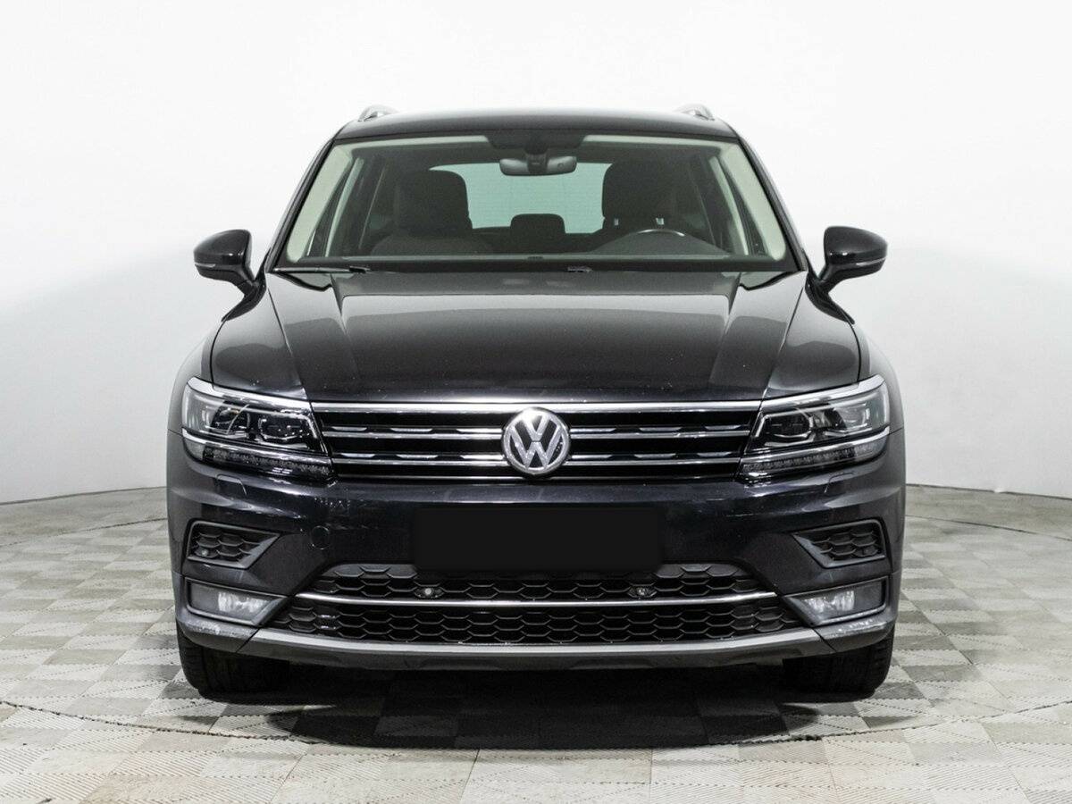 Volkswagen Tiguan 2018 года с пробегом. Фото: #1