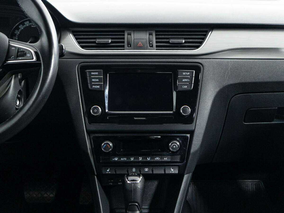 Skoda Rapid 2017 года с пробегом. Фото: #13