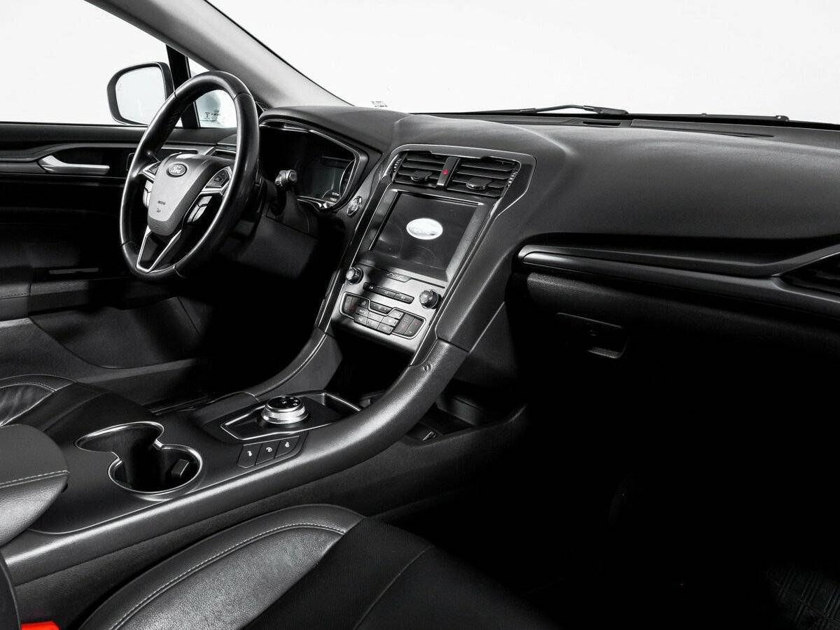 Ford Mondeo 2019 года с пробегом. Фото: #8