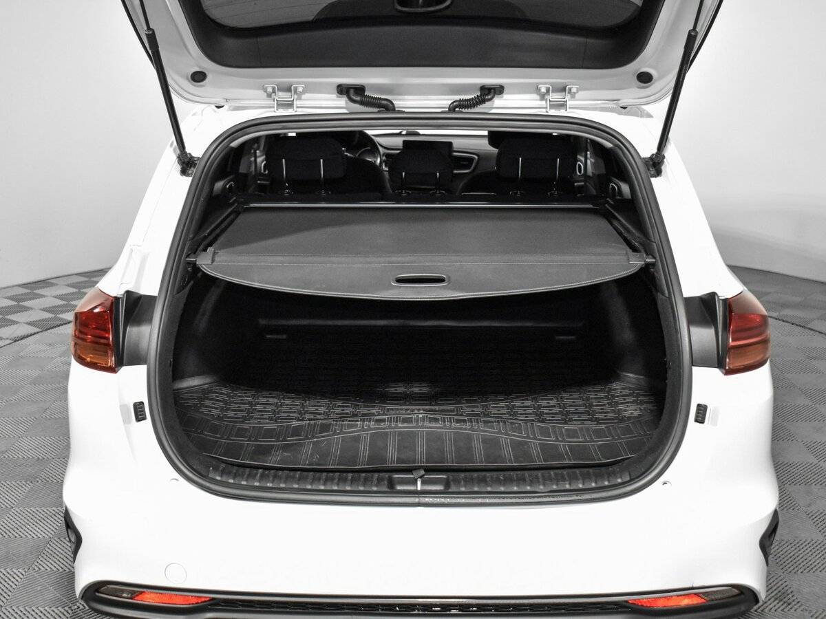 Kia Ceed 2019 года с пробегом. Фото: #16