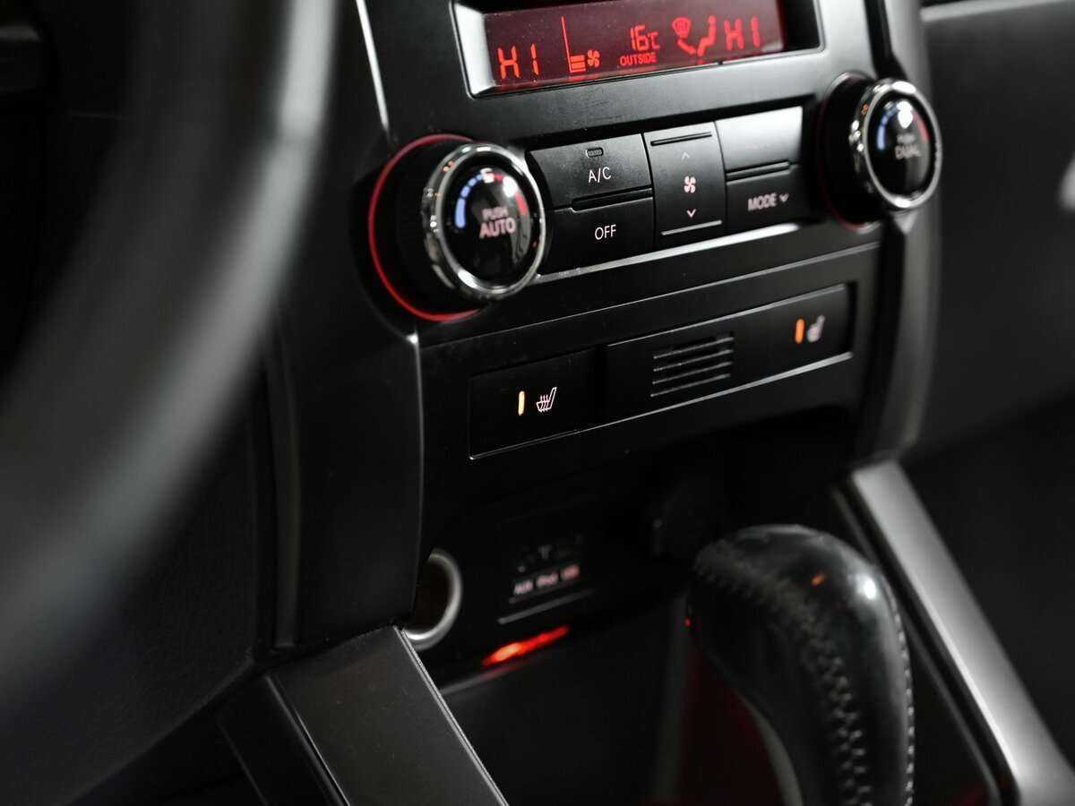 Kia Sorento 2012 года с пробегом. Фото: #12