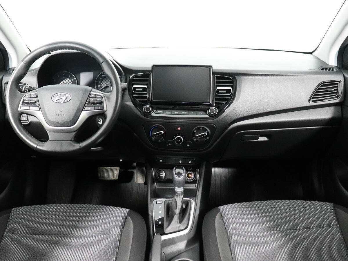 Hyundai Solaris 2021 года с пробегом. Фото: #12