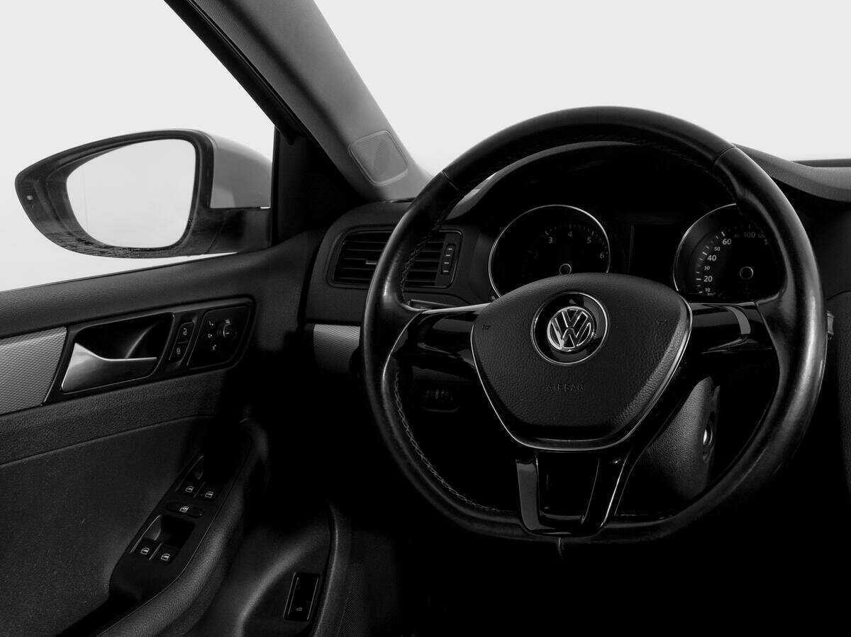 Volkswagen Jetta 2016 года с пробегом. Фото: #13