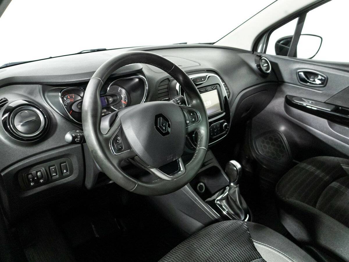 Renault Kaptur 2017 года с пробегом. Фото: #10
