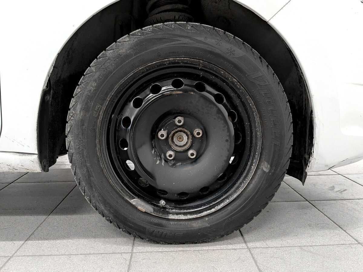 Skoda Rapid 2017 года с пробегом. Фото: #17