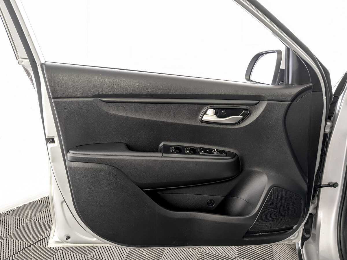 Kia Rio 2020 года с пробегом. Фото: #17