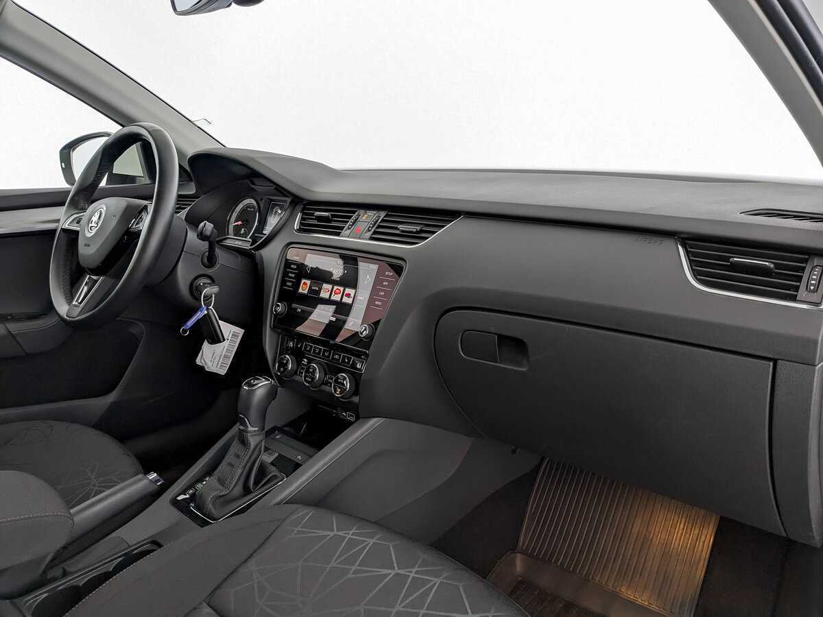 Skoda Octavia 2019 года с пробегом. Фото: #8