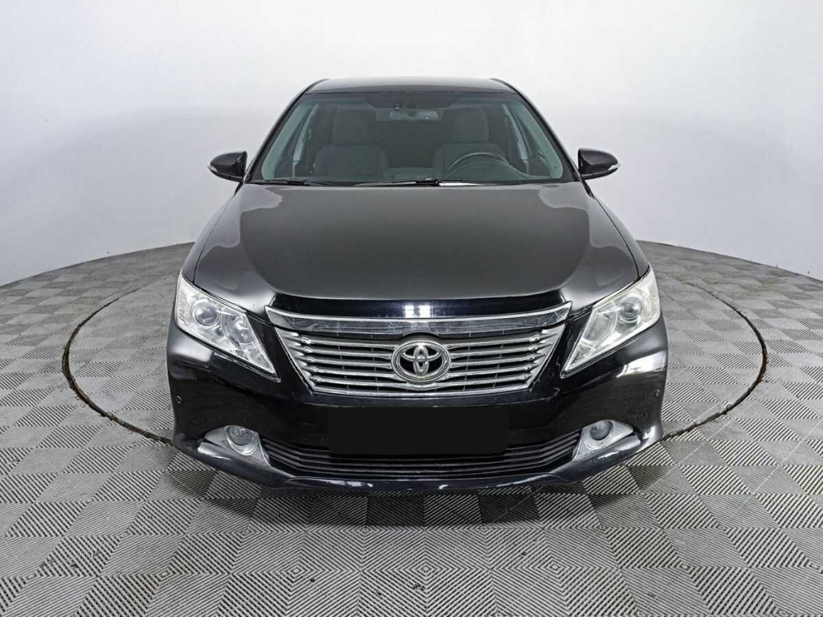 Toyota Camry 2012 года с пробегом. Фото: #1