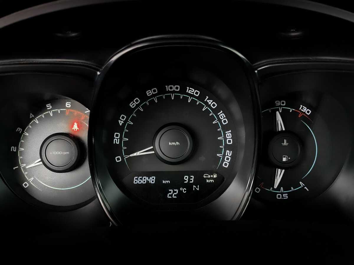 Lada (ВАЗ) Vesta 2016 года с пробегом. Фото: #10