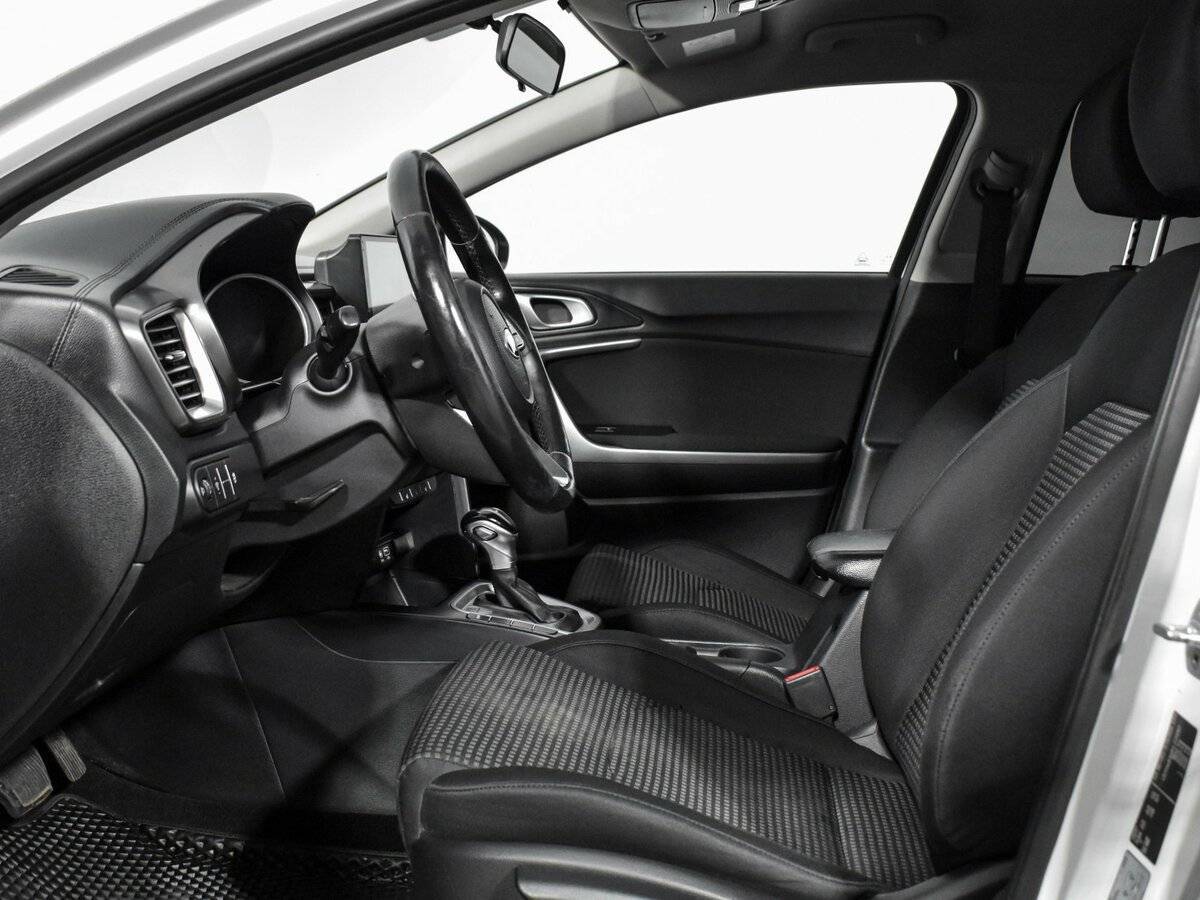 Kia Ceed 2019 года с пробегом. Фото: #7