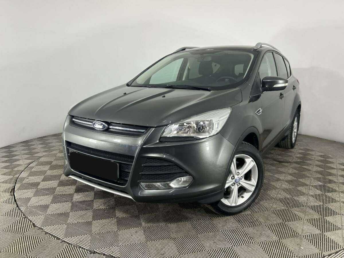 Ford Kuga 2015 года с пробегом. Фото: #0