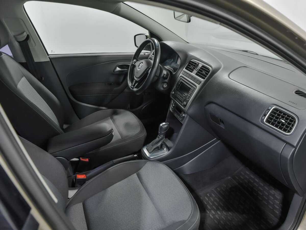 Volkswagen Polo 2015 года с пробегом. Фото: #12