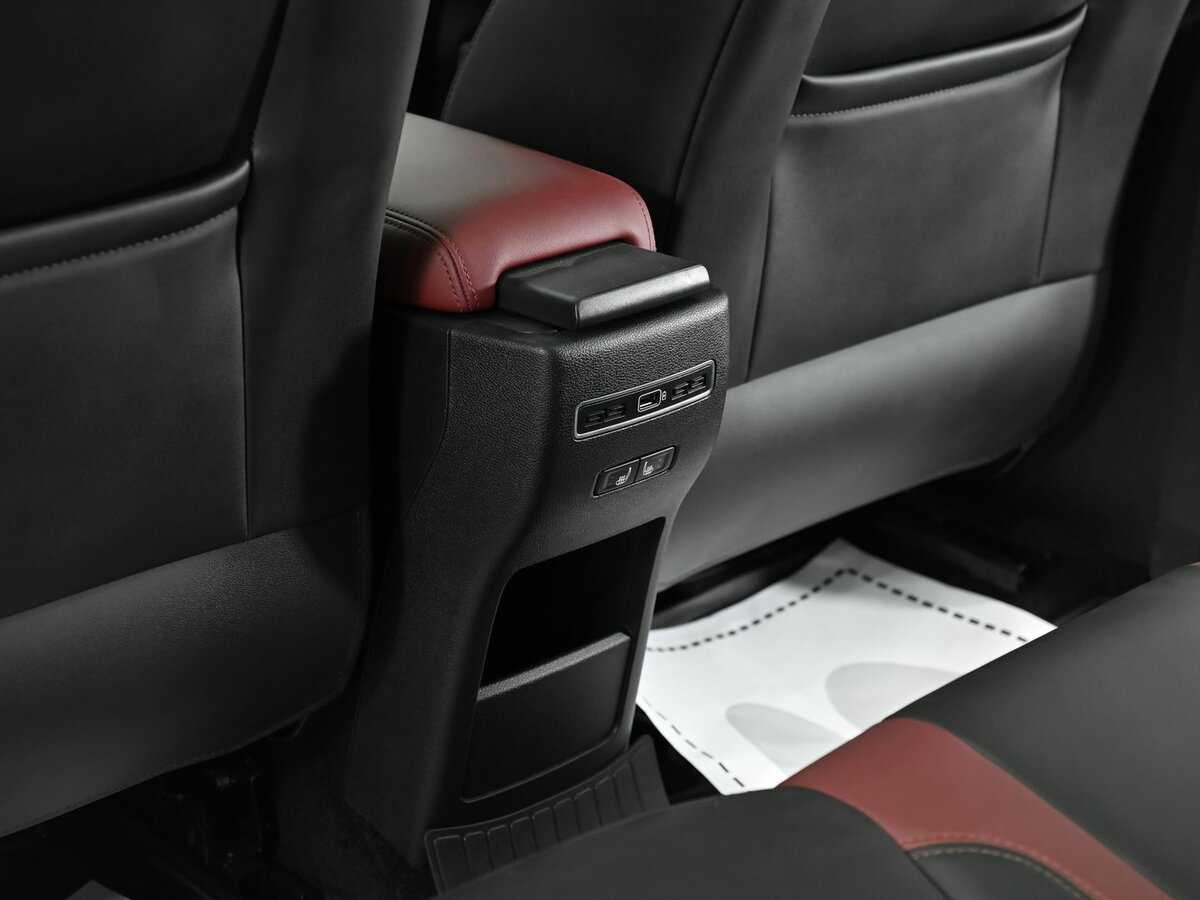 Geely Coolray 2022 года с пробегом. Фото: #16