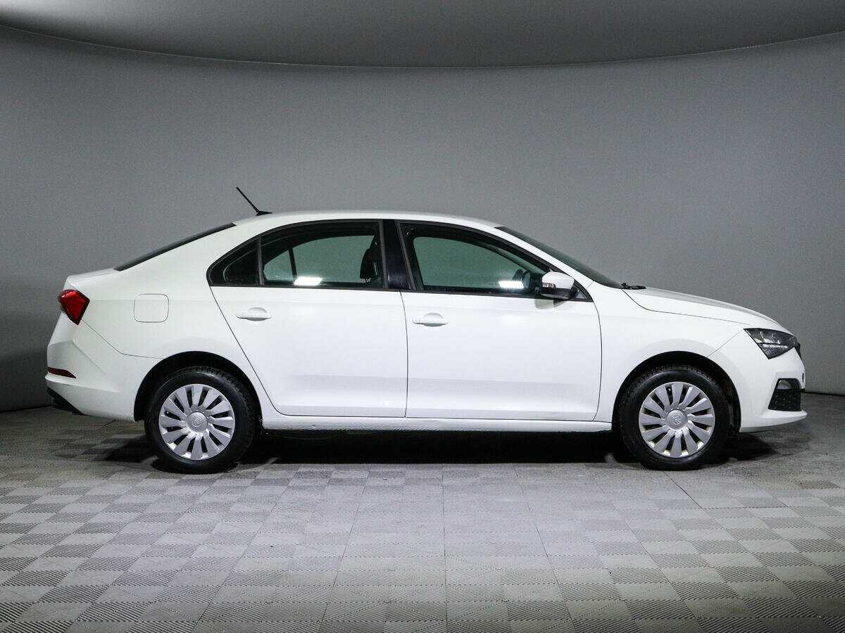 Skoda Rapid 2020 года с пробегом. Фото: #3