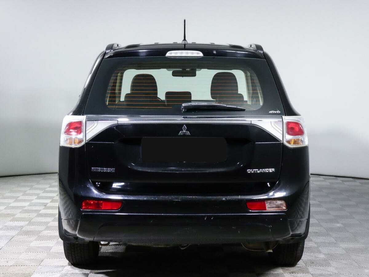 Mitsubishi Outlander 2013 года с пробегом. Фото: #5