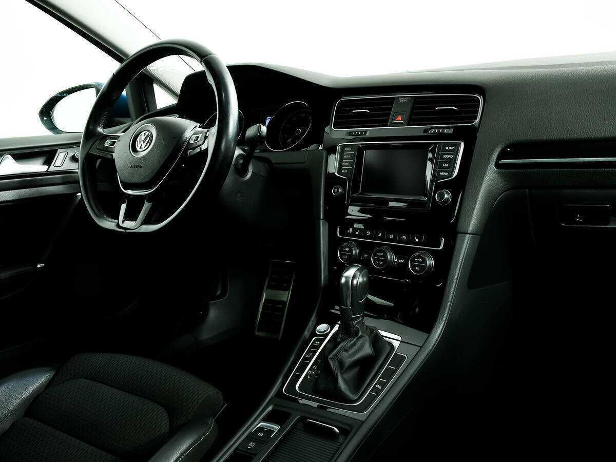 Volkswagen Golf 2013 года с пробегом. Фото: #8
