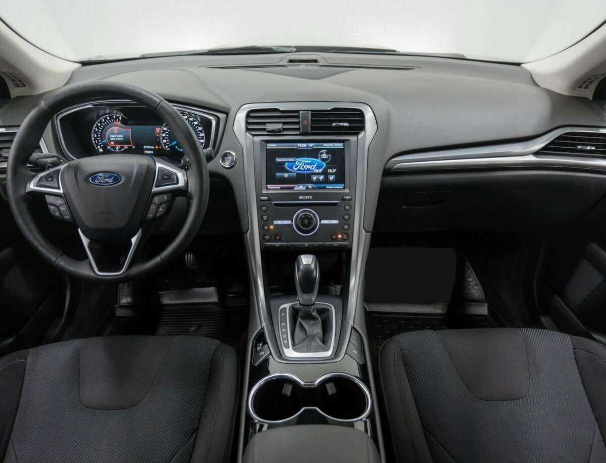 Ford Mondeo 2015 года с пробегом. Фото: #13