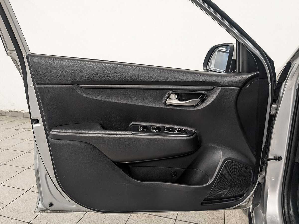 Kia Rio 2020 года с пробегом. Фото: #18