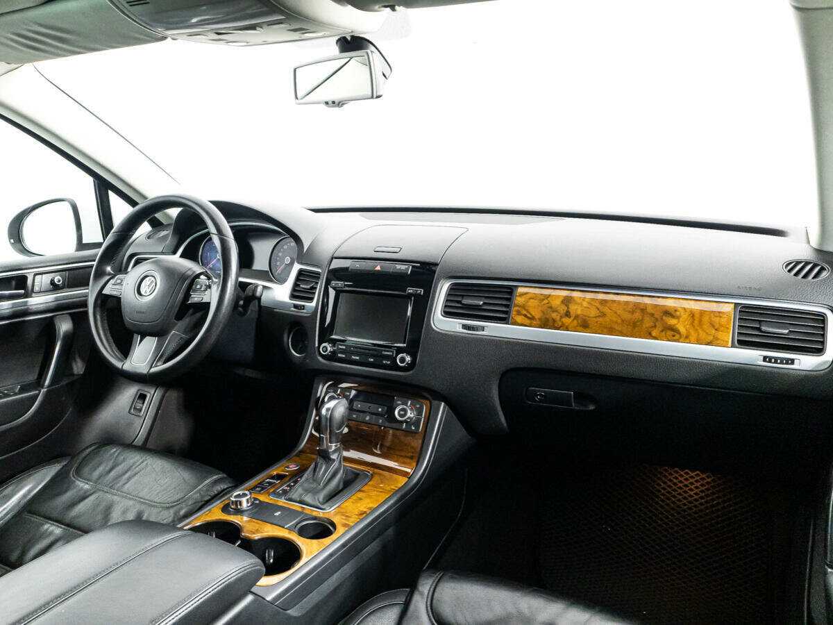 Volkswagen Touareg 2013 года с пробегом. Фото: #8